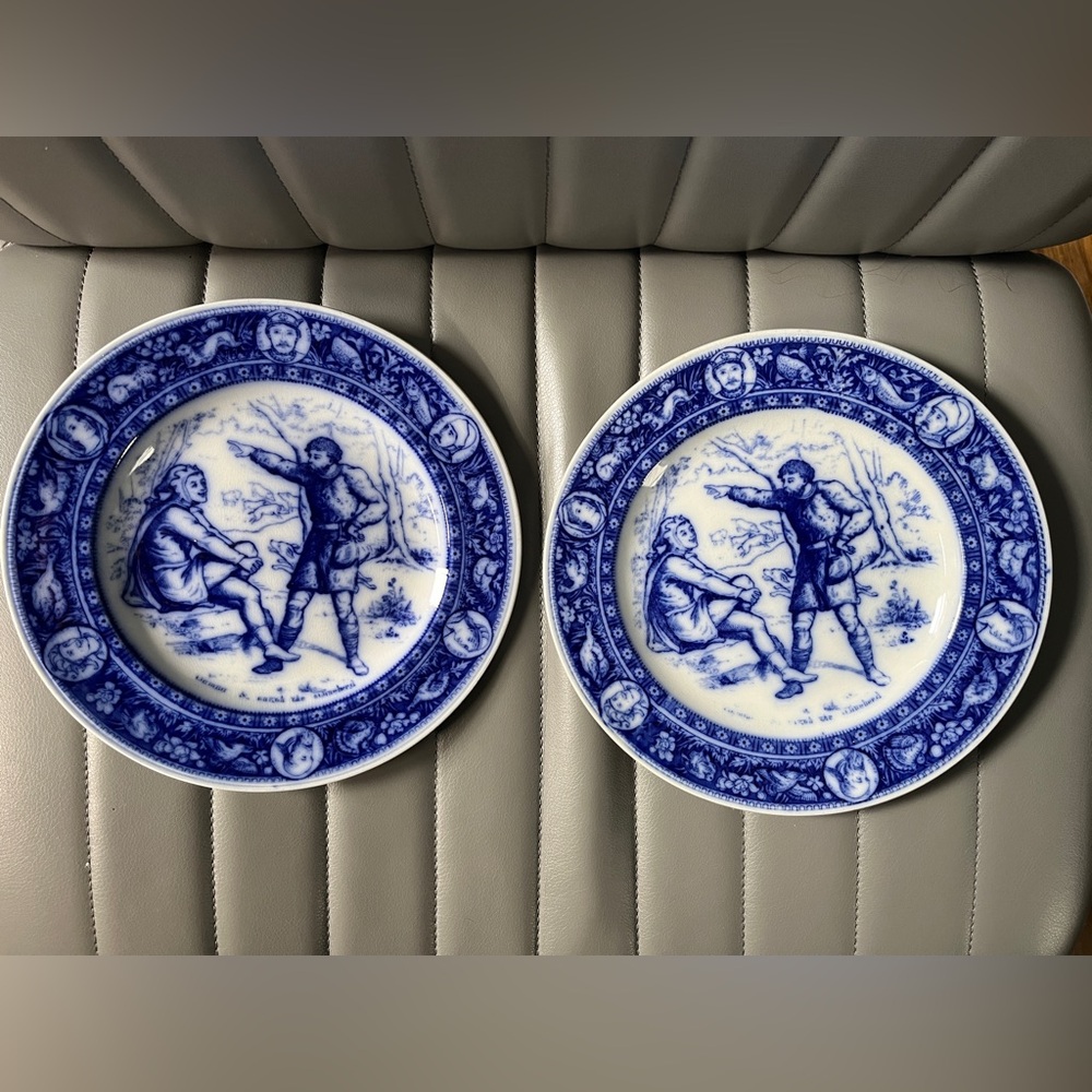 Set of 2 Antique Wedgwood Flow Blue Dinner Plates Ivanhoe The Swineherd c1903